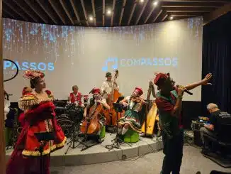 Orquestra Compassos Encanta Escolas e Parceiros com Espetáculo Natalino no Museu de Energia em Salvador